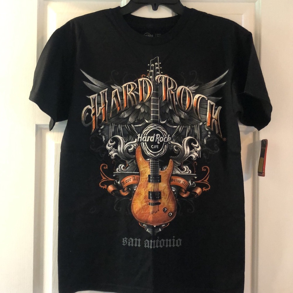 NWT Hard Rock Cafe t-shirt
